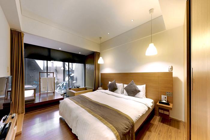 Hotel Double One Taipei Bagian luar foto