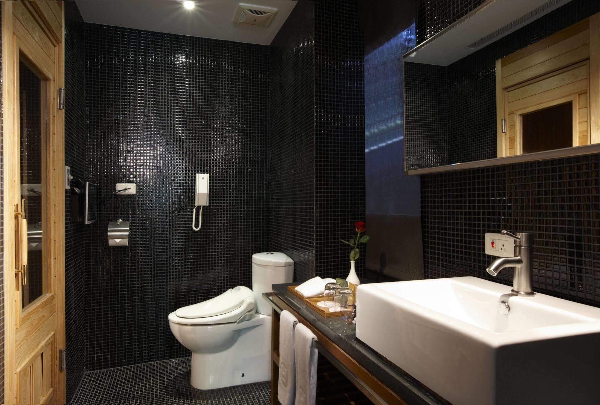 Hotel Double One Taipei Bagian luar foto
