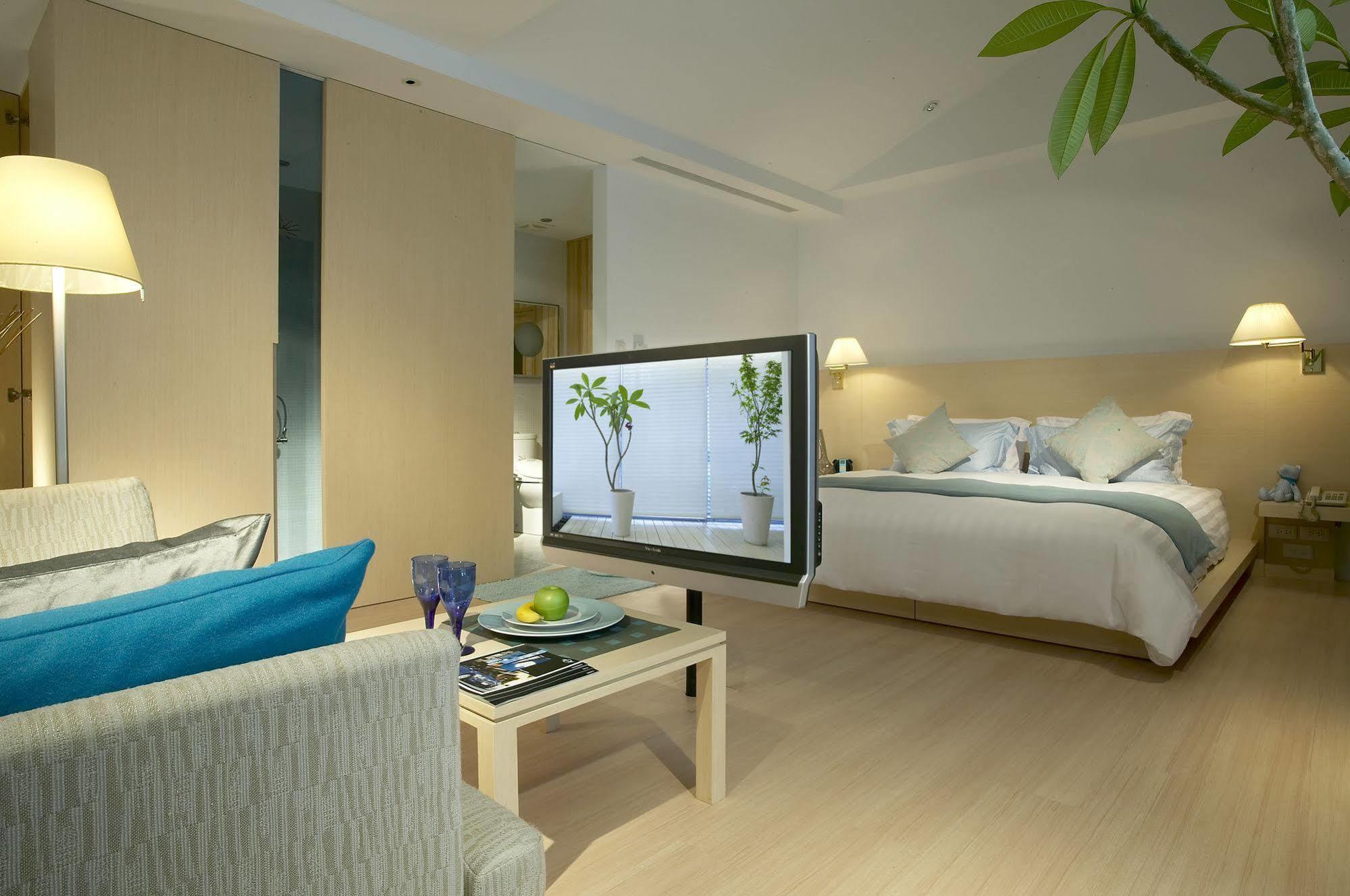 Hotel Double One Taipei Bagian luar foto