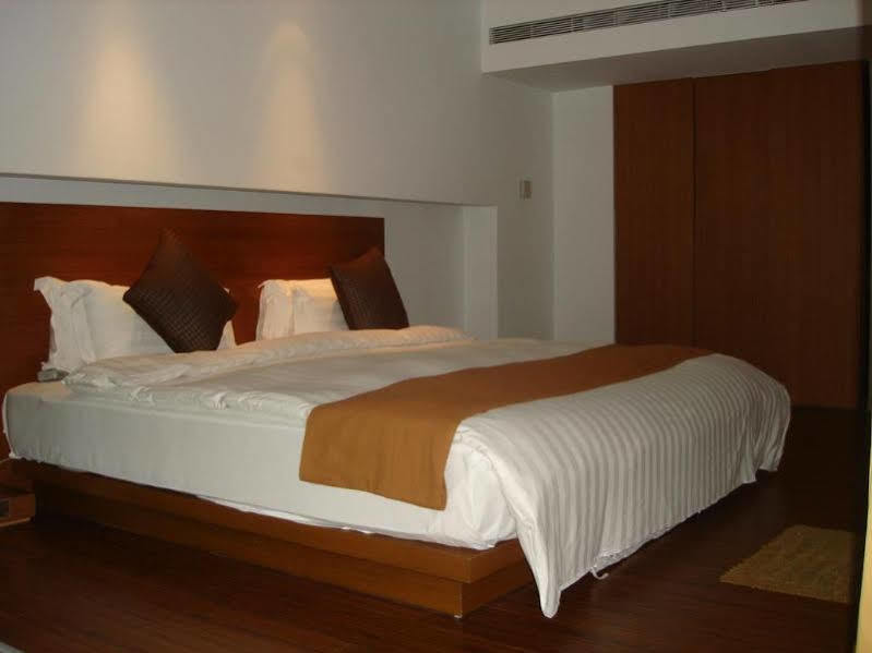 Hotel Double One Taipei Bagian luar foto